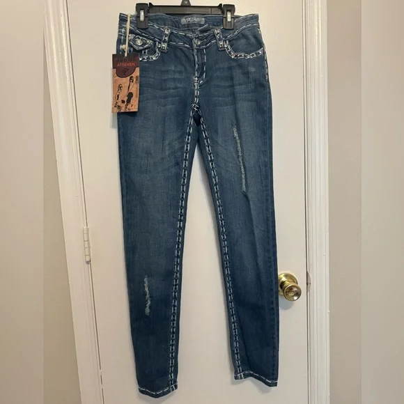 ★✳︎EM✳︎★ Seven7 | Jeans | New Womens Jeweled Jeans Size 7 | Poshmark
